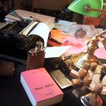 detective-desktop-1240088